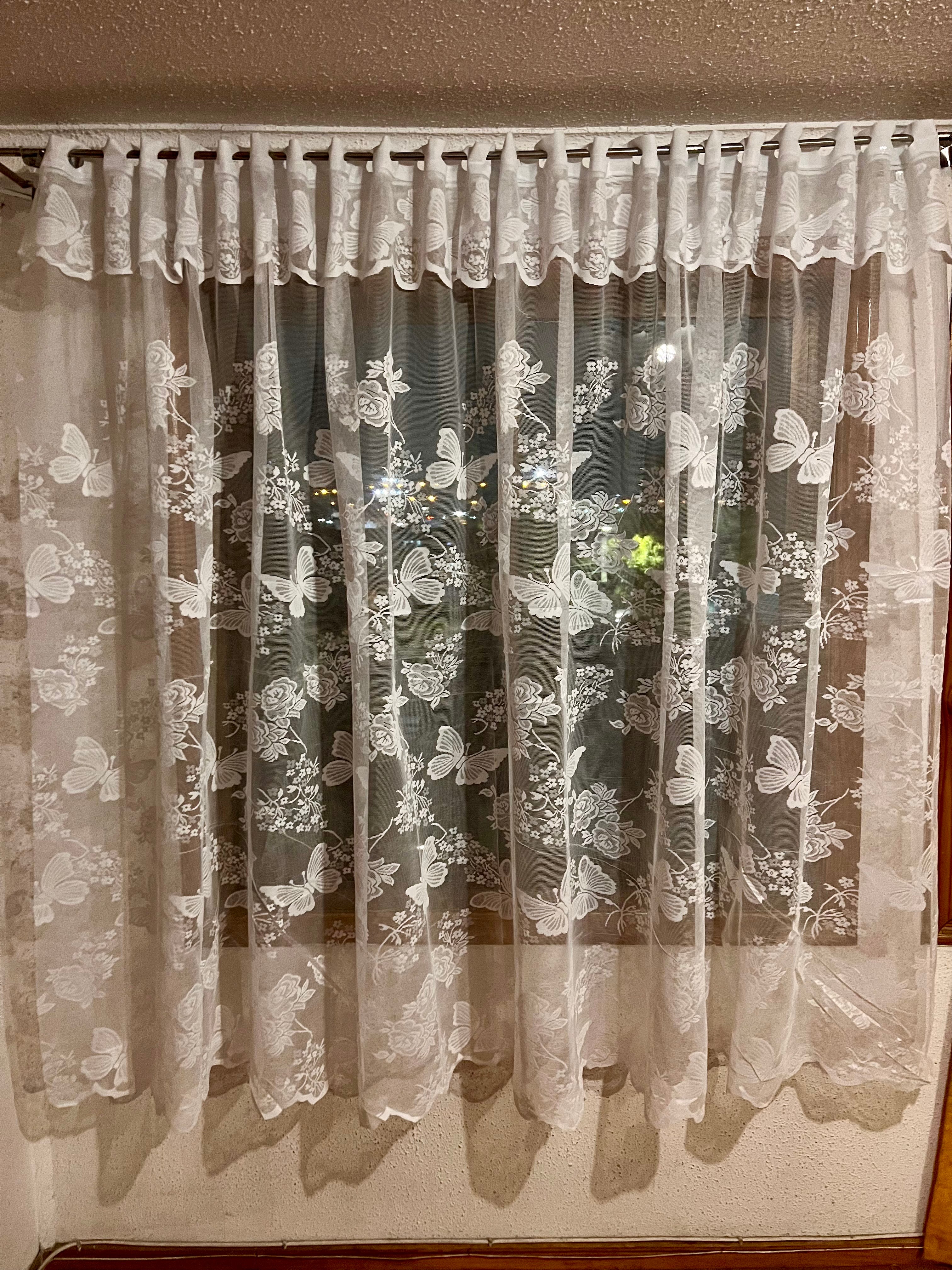 Set Visillo Encaje Mariposas Corto 1.6 mt