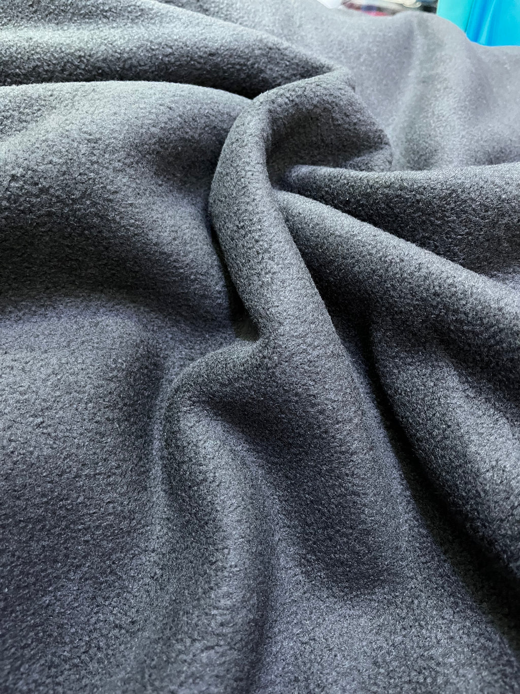 Tela Polar Gris – Ideal para Abrigo y Manualidades